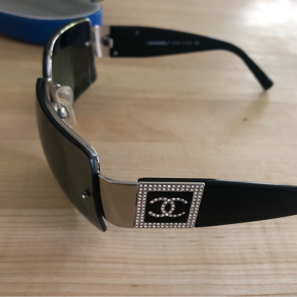 Chanel women’s sunglasses w crystal logo